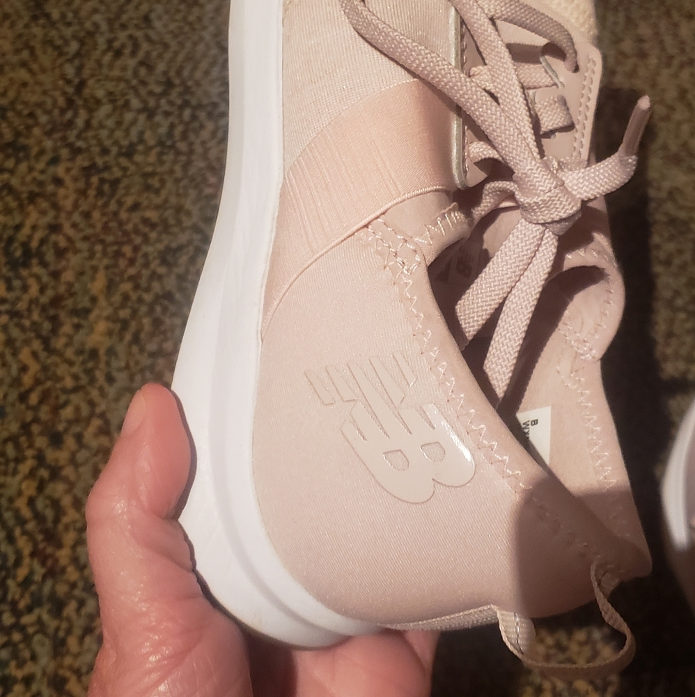 New Balance Tennis Shoes